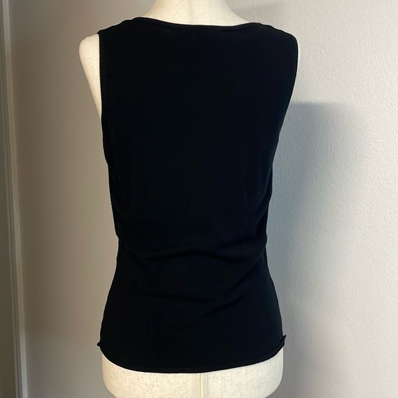 Harold’s Medium Black Two Piece Sweater Set - Picture 9 of 10